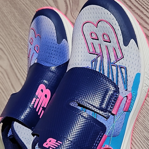 New balance fuel core sneakers tennis shoes size 5 youth - Picture 6 of 13